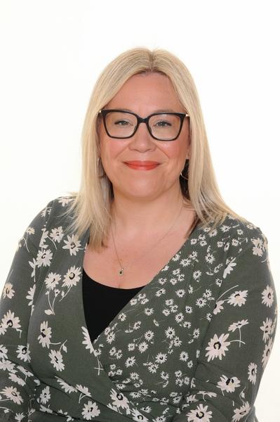 Joanne C.jpg